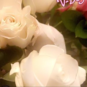 More items to be listed tomorrow!💌